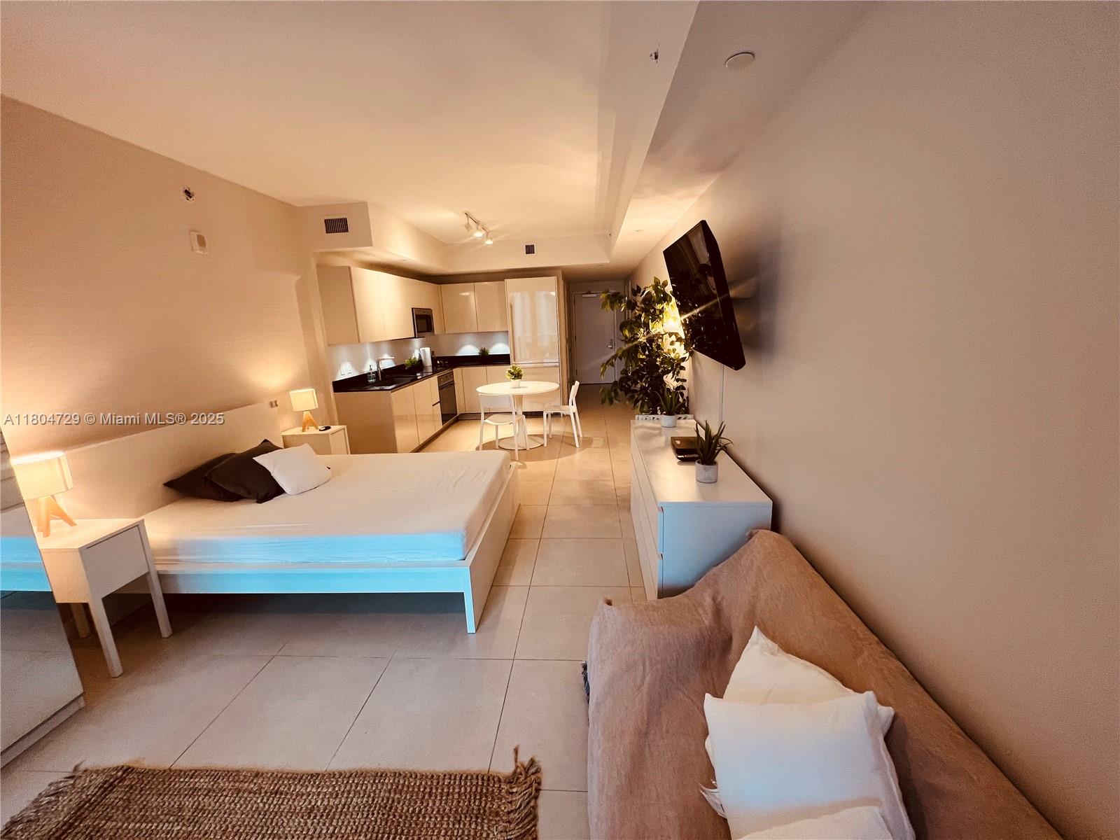 1ad5be0d-5445 1010 Brickell Ave # 2710, Miami FL 33131 — #A11804729