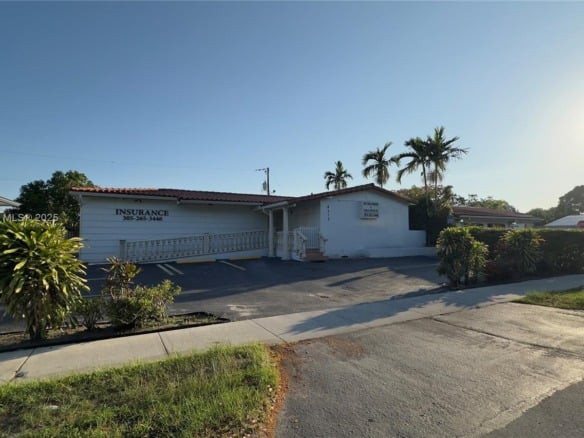 8315 SW 24th St # B, Miami FL 33155 — #A11804969