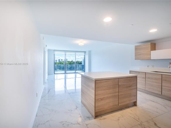 16385 Biscayne Blvd # 417, North Miami Beach FL 33160 — #A11807254