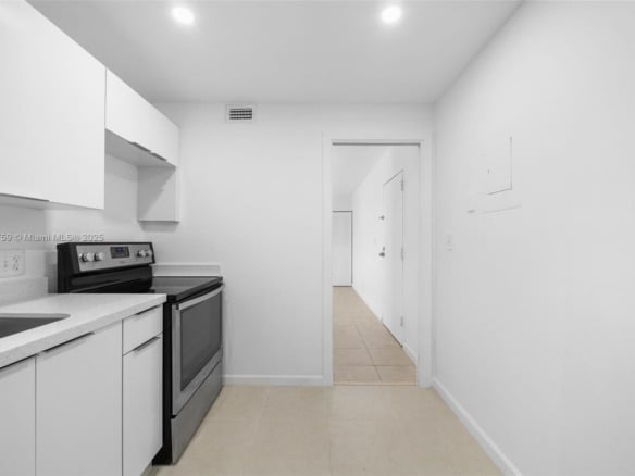 4222 Inverrary Blvd # 4211, Lauderhill FL 33319 — #A11807759