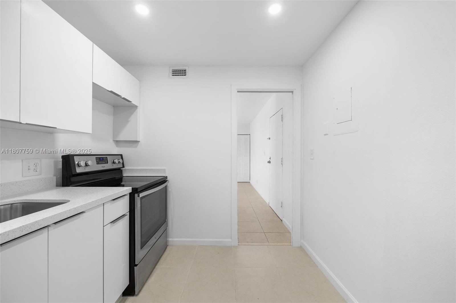 1ad5be0d-5518 4222 Inverrary Blvd # 4211, Lauderhill FL 33319 — #A11807759
