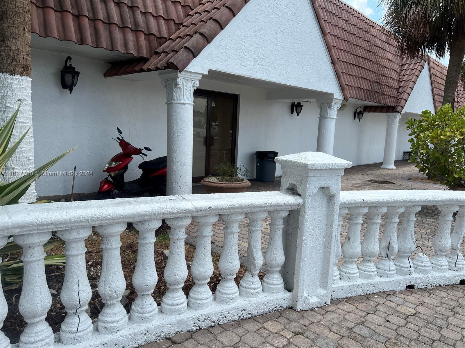 1ad5be0d-556 16805 NW 12th Ave, Miami Gardens FL 33169 — #A11627750
