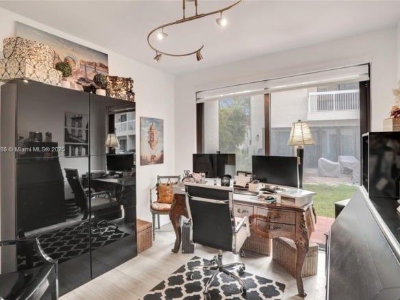 21388 Marina Cove Cir # G, Aventura FL 33180 — #A11809333