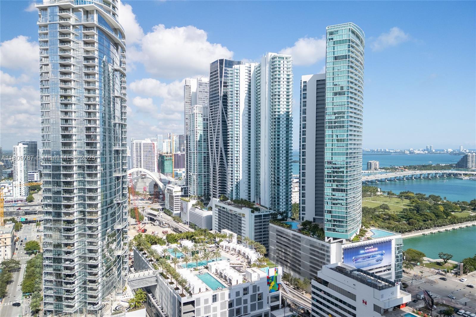 1ad5be0d-5568 159 NE 6th St # 2901, Miami FL 33132 — #A11809787