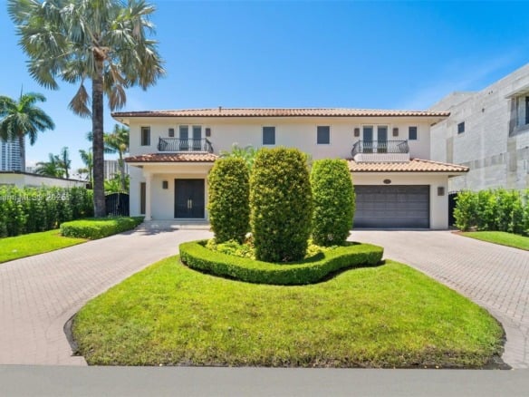 275 189th Ter, Sunny Isles Beach FL 33160 — #A11810416