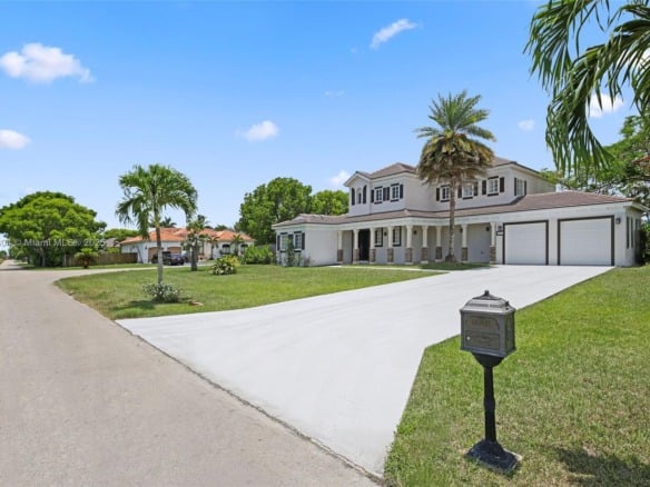32360 SW 204th Ave, Homestead FL 33030 — #A11812804