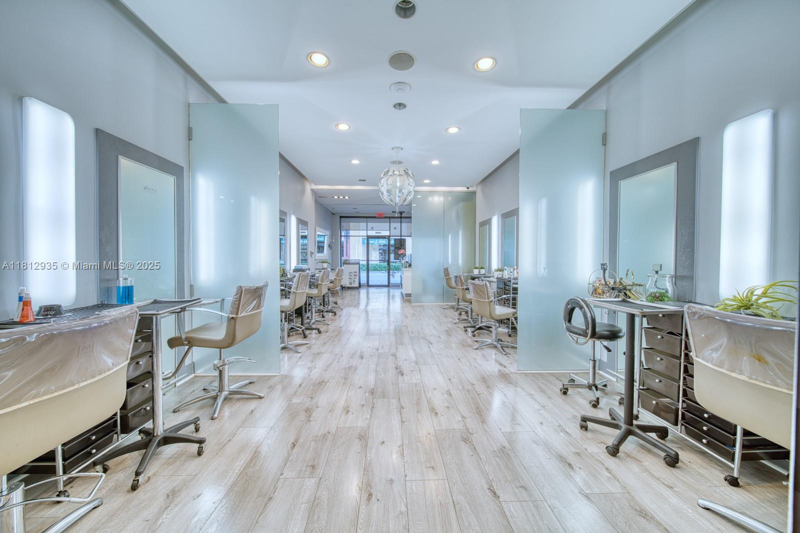 O Full Service Beauty Salon On Sunset Dr & 57th Ave, Coral Gables FL 33143 — #A11812935