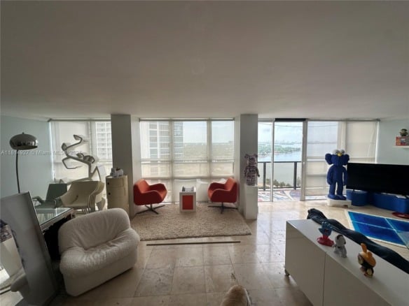 600 NE 36th St, Miami FL 33137 — #A11814927