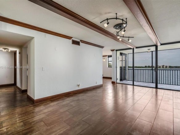 106 Lake Emerald Dr # 210, Oakland Park FL 33309 — #A11815072