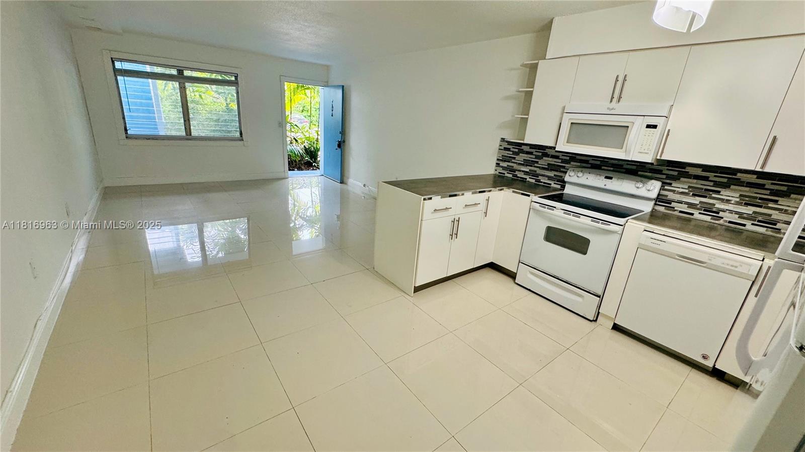 1ad5be0d-5732 1120 102nd St # 7, Bay Harbor Islands FL 33154 — #A11816963