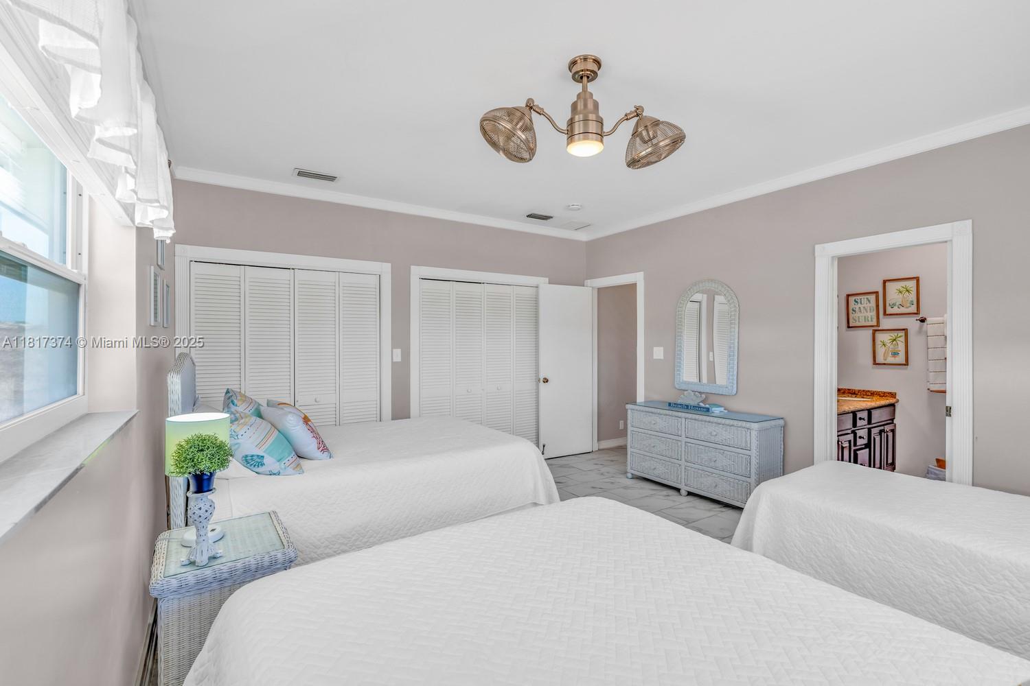 1ad5be0d-5742 131 Avenue G, Marathon FL 33050 — #A11817374