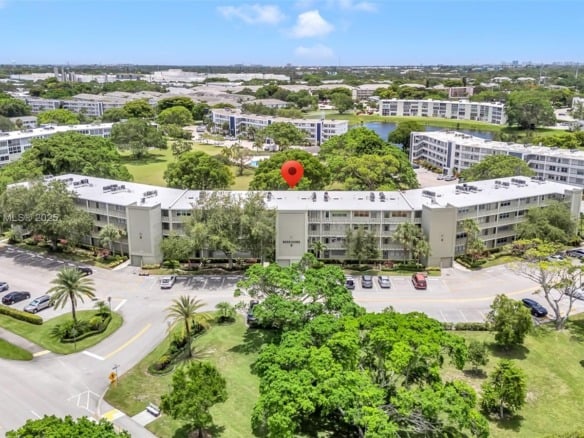 2026 Berkshire B # 2026, Deerfield Beach FL 33442 — #A11818231