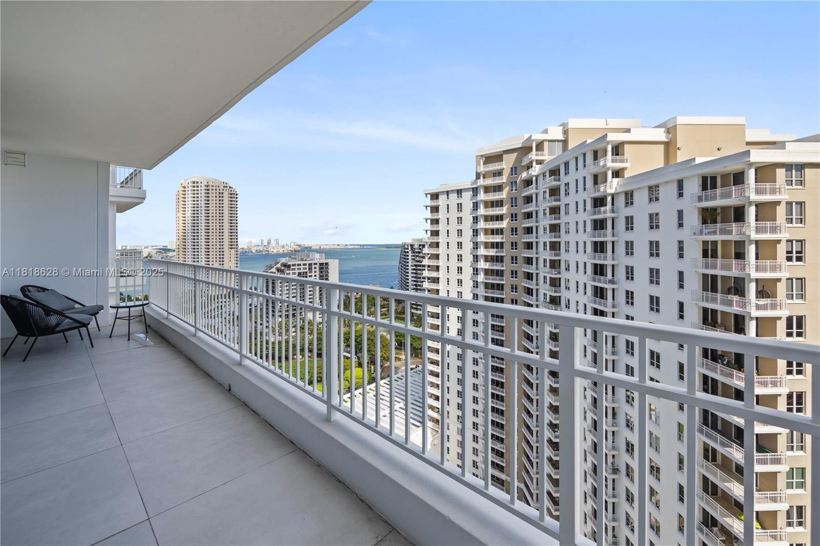O 801 Brickell Key Blvd # 2203, Miami FL 33131 — #A11818628