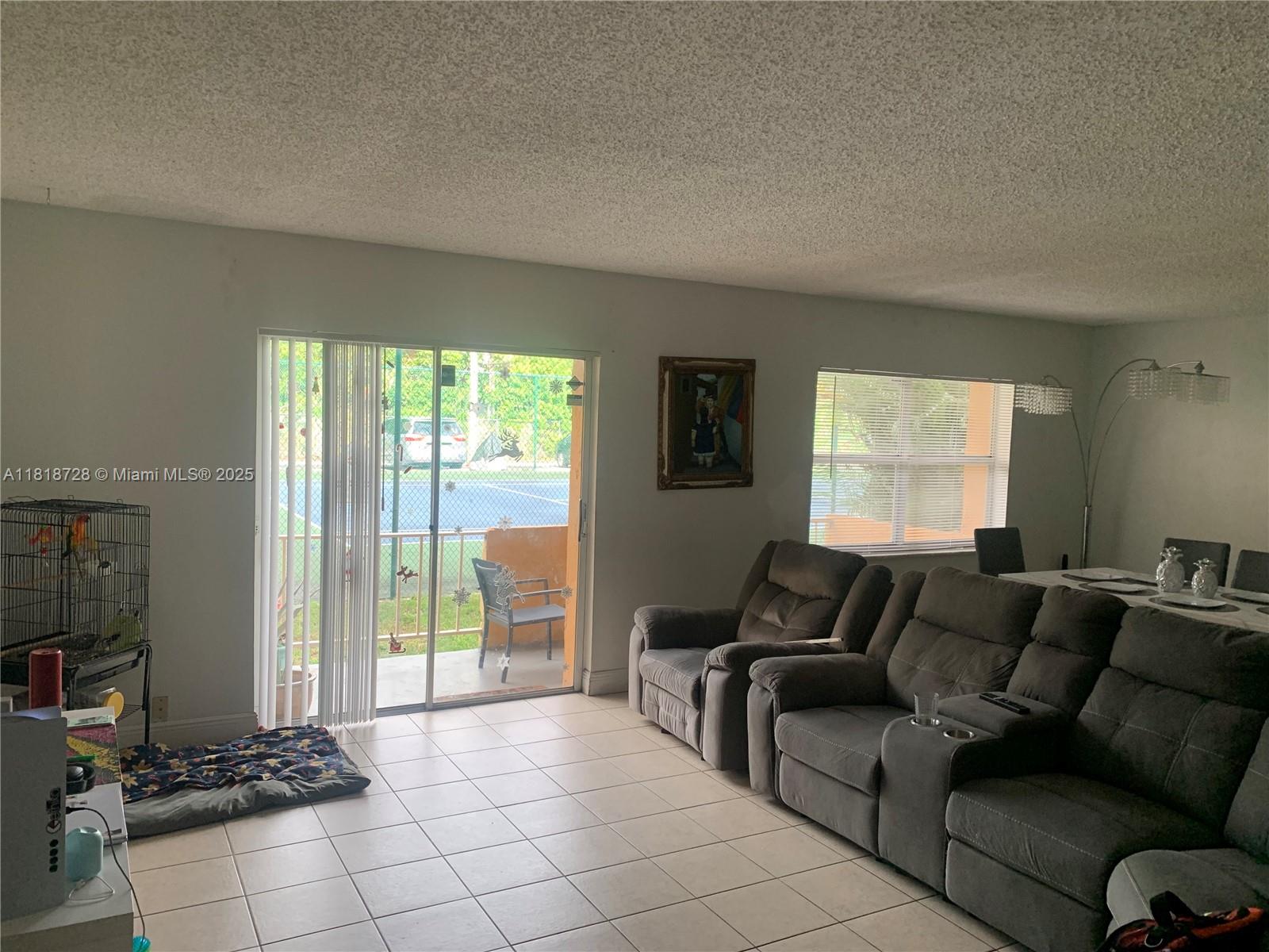 1ad5be0d-5773 17911 NW 68th Ave # O104, Hialeah FL 33015 — #A11818728