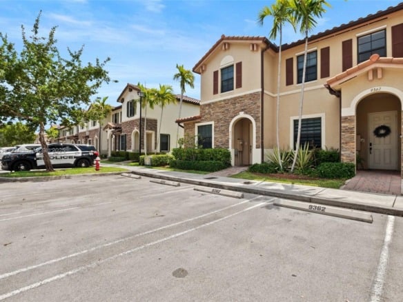 9362 W 33rd Ln, Hialeah FL 33018 — #A11818833