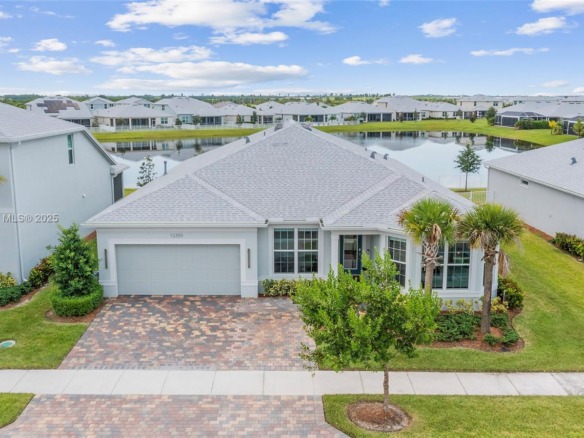 12355 SW Myrtle Oak Dr, Port St. Lucie FL 34987 — #A11819273