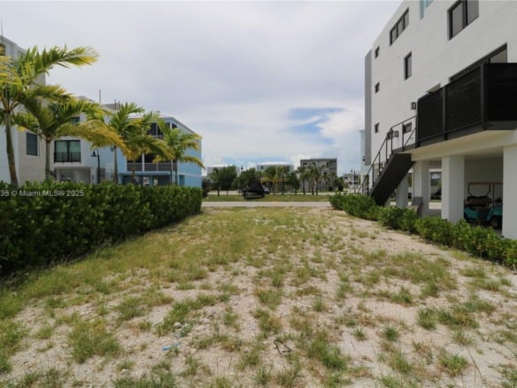 94825 Overseas Hwy #35, Key Largo FL 33037 — #A11819435