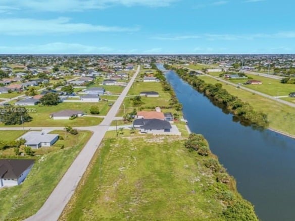 2118 NE 26th St, Cape Coral FL 33909 — #A11819754