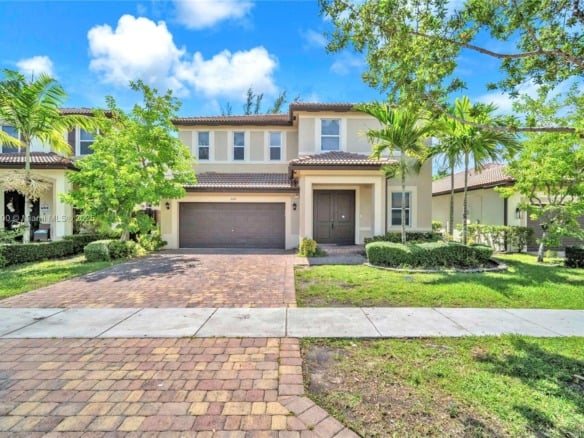 2190 SE 2nd St, Homestead FL 33033 — #A11820100