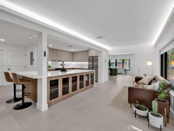 220 NE 105th St, Miami Shores FL 33138 — #A11821243