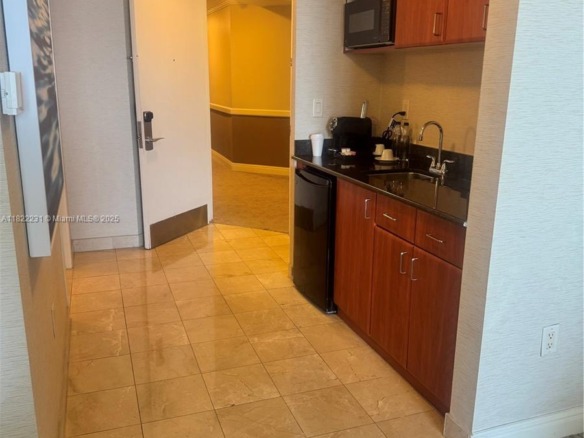 18001 Collins Ave # 918, Sunny Isles Beach FL 33160 — #A11822231