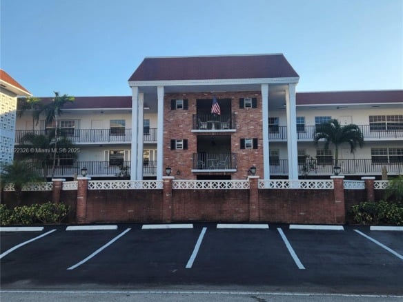 2424 NE 9th St # 212, Fort Lauderdale FL 33304 — #A11822326
