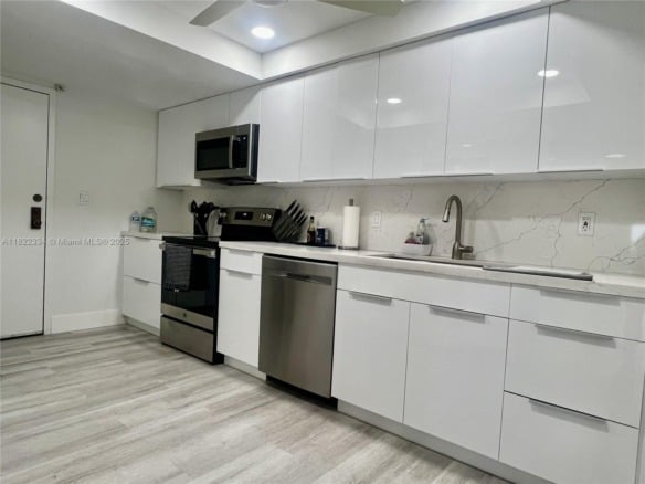4900 N Ocean Blvd # 212, Lauderdale By The Sea FL 33308 — #A11822334