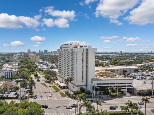 13499 Biscayne Blvd # 703, North Miami FL 33181 — #A11822462
