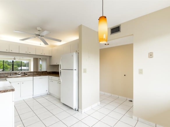 9455 N Belfort Cir # 211, Tamarac FL 33321 — #A11823075