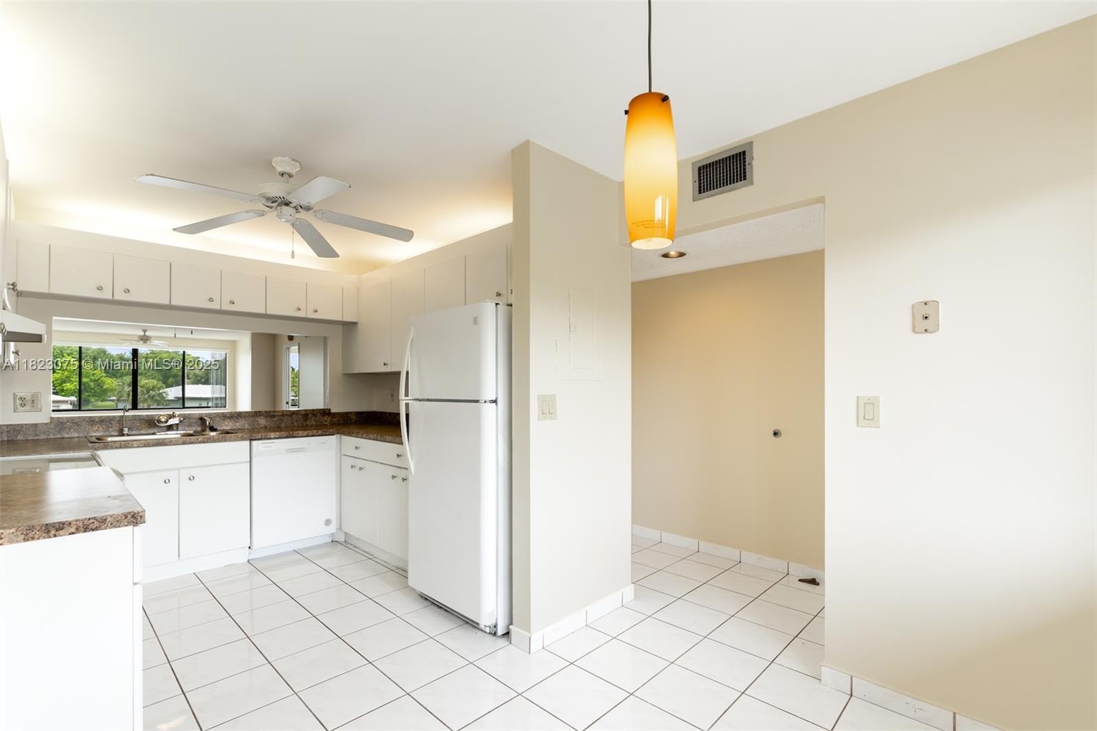 1ad5be0d-5884 9455 N Belfort Cir # 211, Tamarac FL 33321 — #A11823075