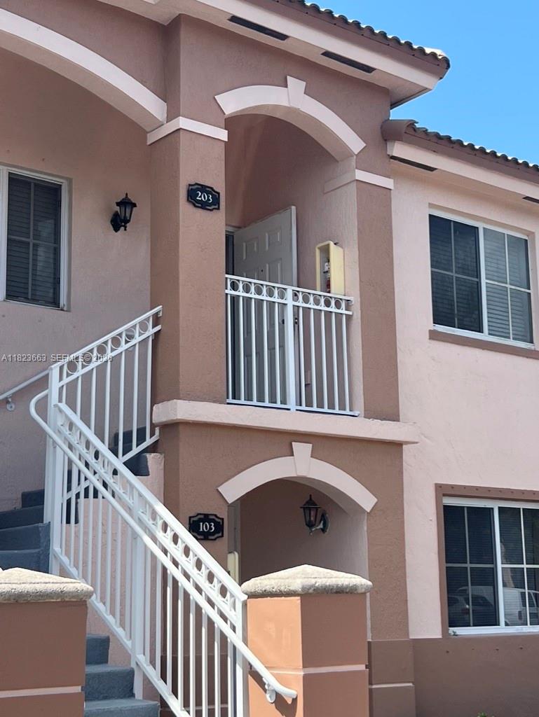1ad5be0d-5900 1250 SE 28th Ct # 203, Homestead FL 33035 — #A11823663