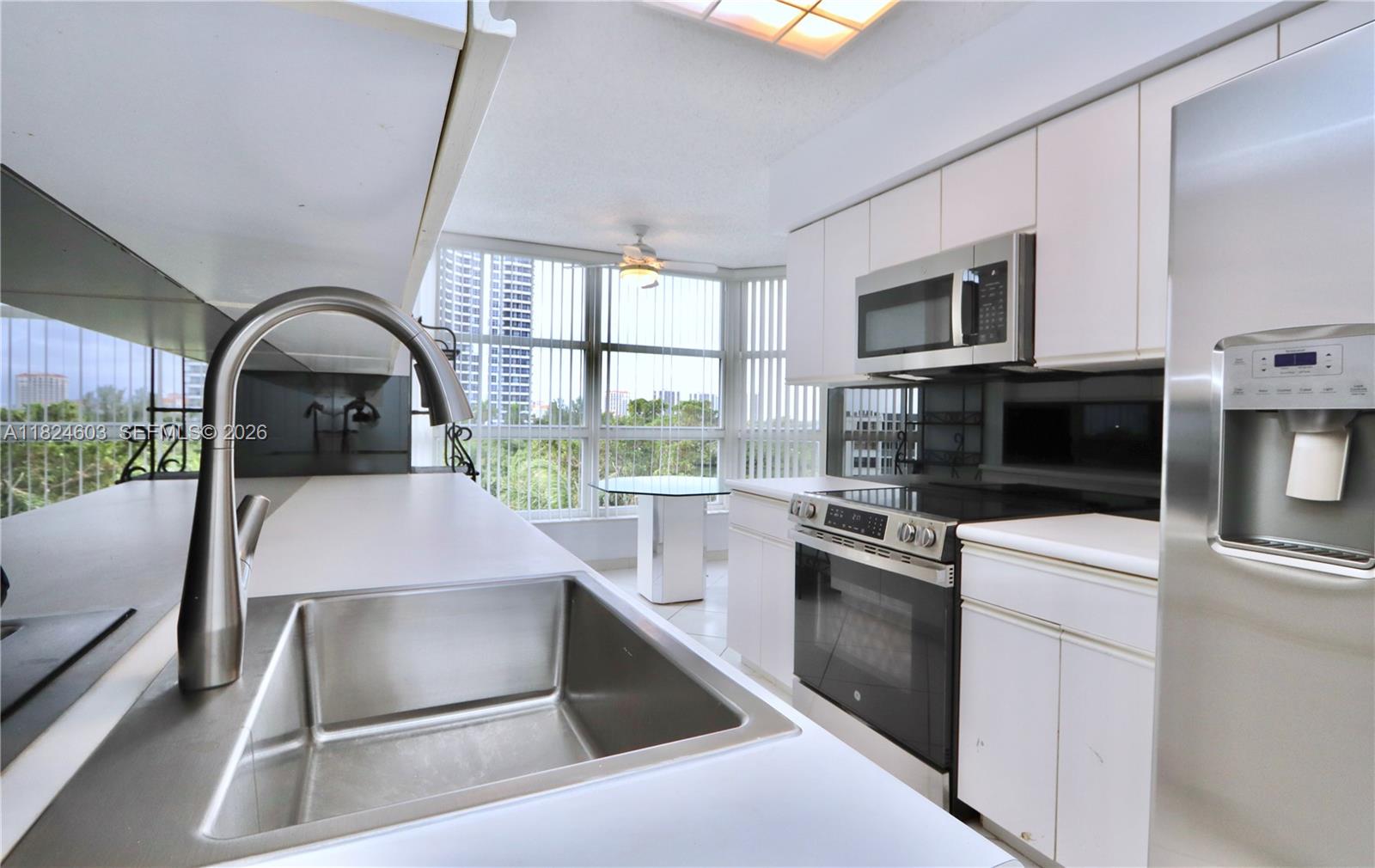 3530 Mystic Pointe Dr # 506, Aventura FL 33180 — #A11824603