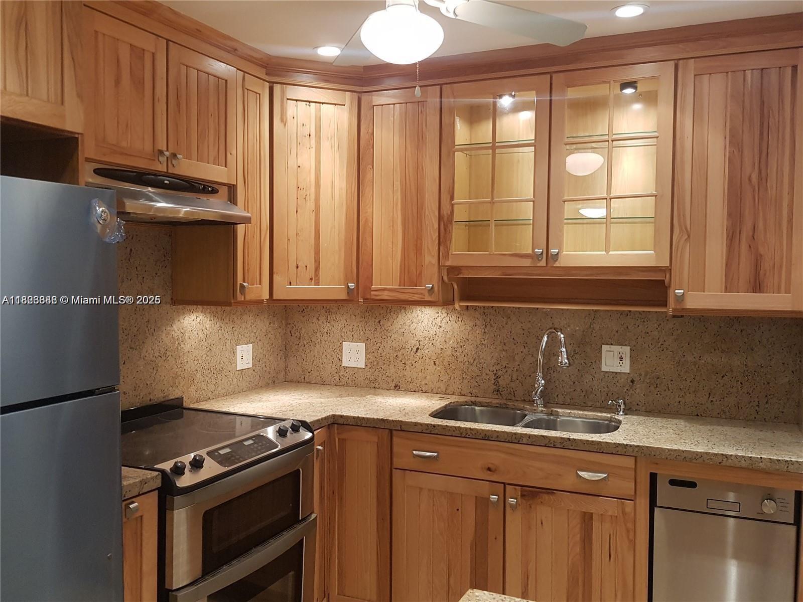 1ad5be0d-5976 253 S Cypress Rd # 237, Pompano Beach FL 33060 — #A11826886