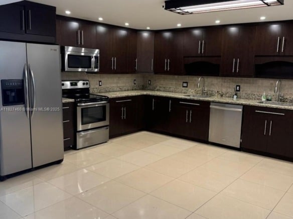 20401 NE 30th Ave # 8, Aventura FL 33180 — #A11827460