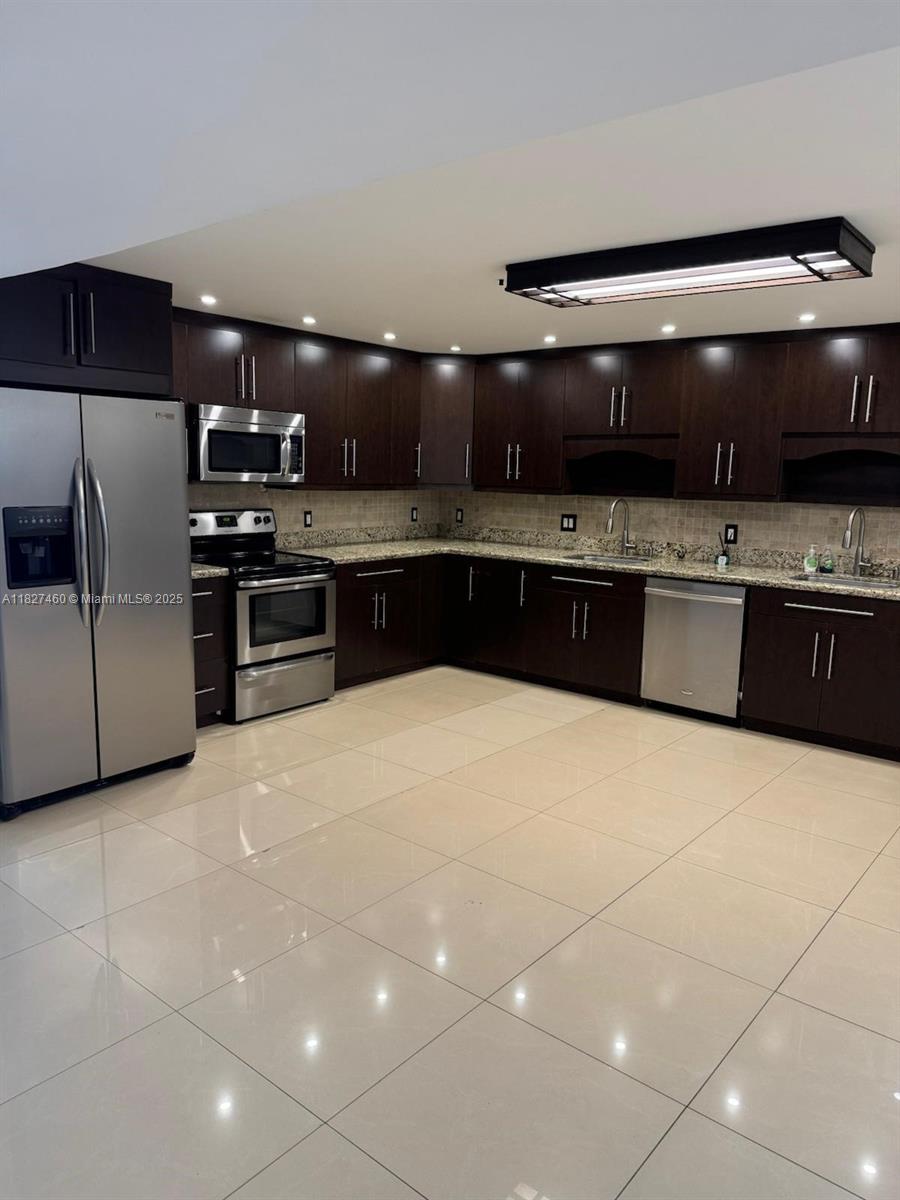 20401 NE 30th Ave # 8, Aventura FL 33180 — #A11827460