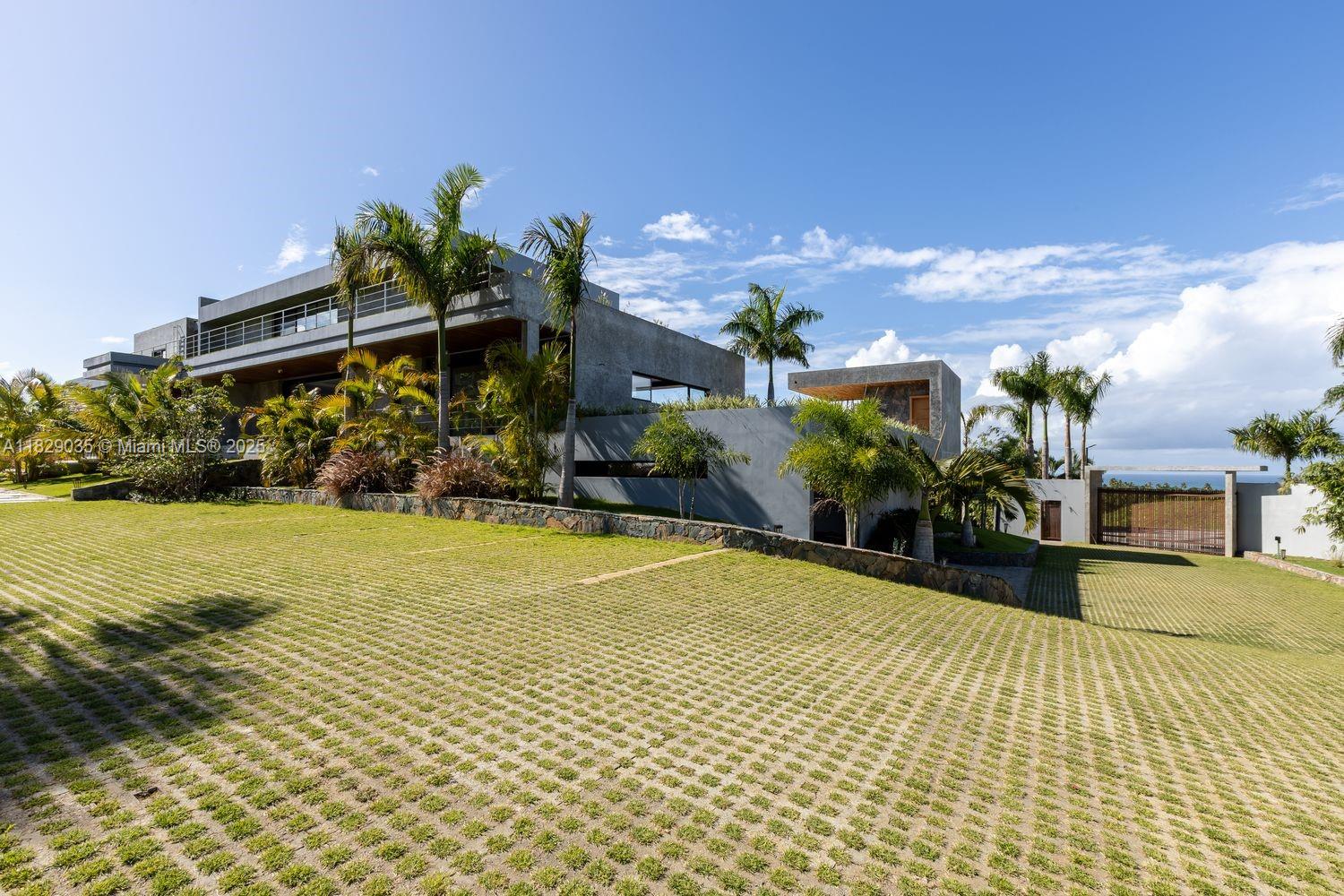 1ad5be0d-6031 000 8G99+hr Las Terrenas, Dominican Republic, FL 32000 — #A11829035