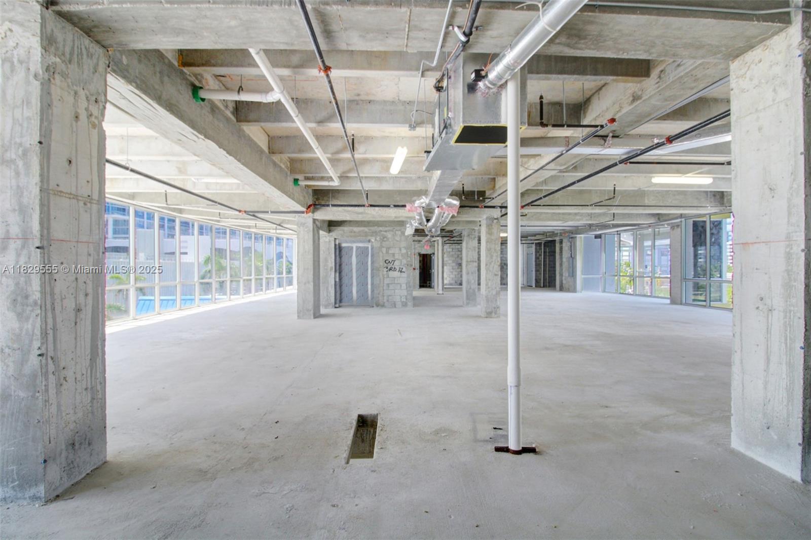 1ad5be0d-6046 6930 Collins Ave # O1, Miami Beach FL 33141 — #A11829555