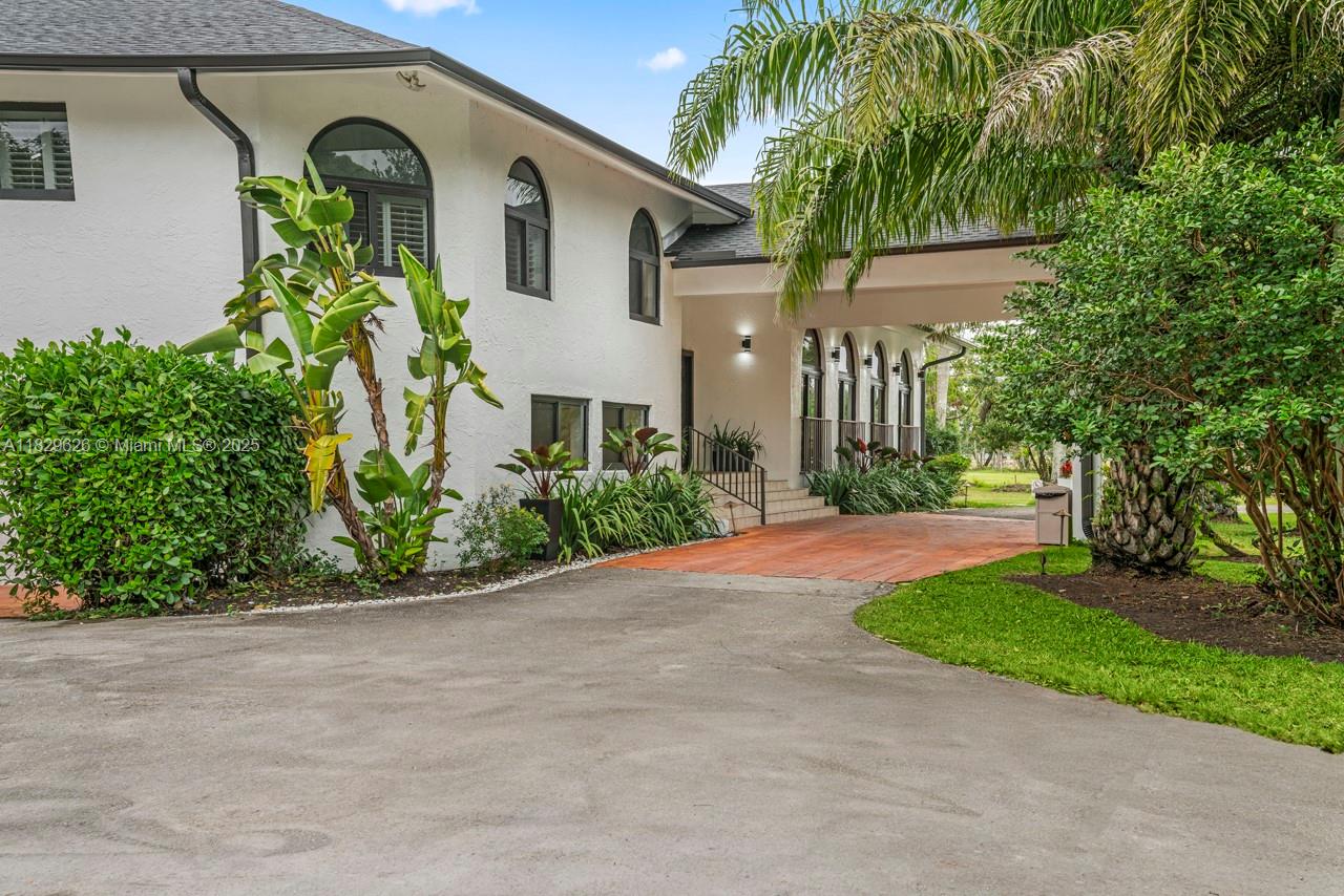 1ad5be0d-6049 14875 SW 212th St, Miami FL 33187 — #A11829626