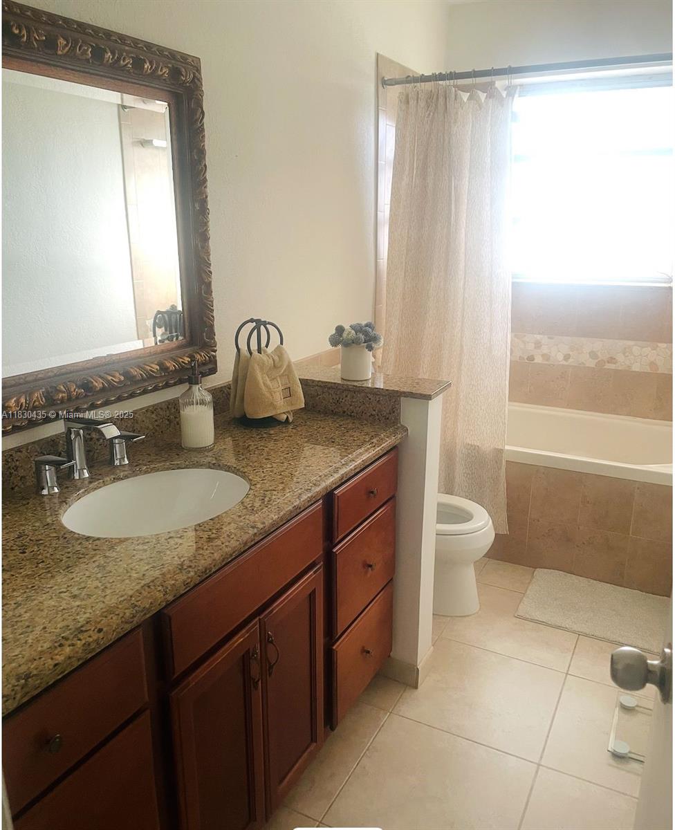 1ad5be0d-6080 6790 SW 10th Ct, Pembroke Pines FL 33023 — #A11830435