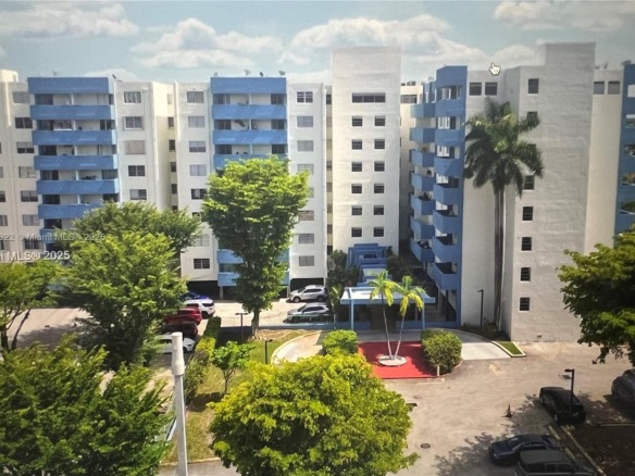 5050 NW 7th St # 709, Miami FL 33126 — #A11830622