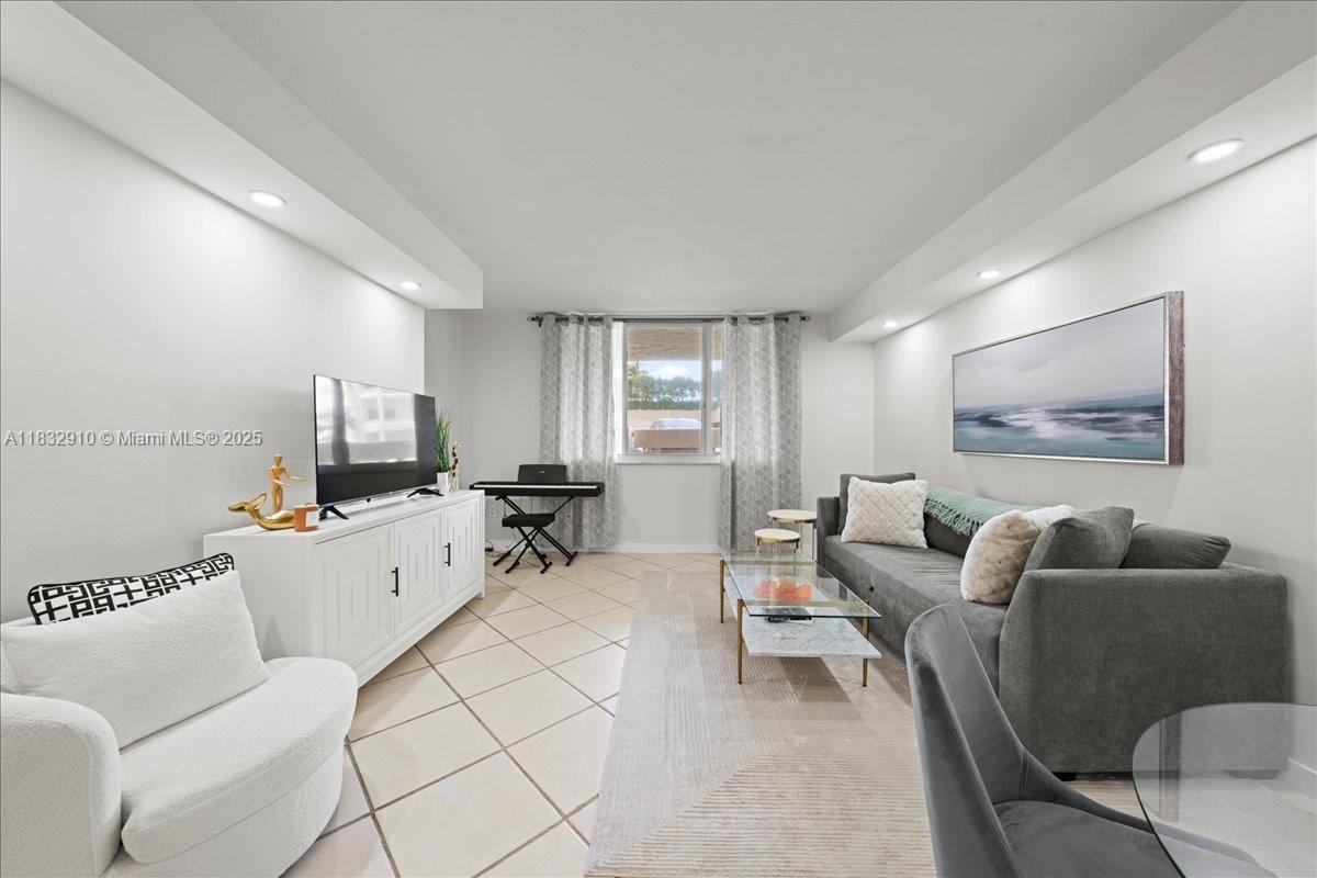 1ad5be0d-6152 540 Brickell Key Dr # 412, Miami FL 33131 — #A11832910