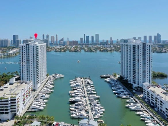 17301 Biscayne Blvd # 1404, North Miami FL 33160 — #A11691463