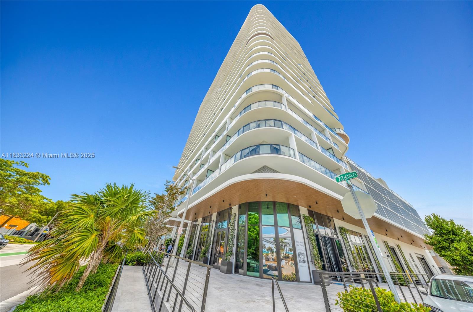 1ad5be0d-6162 580 72 # 910, Miami Beach FL 331441 — #A11833224