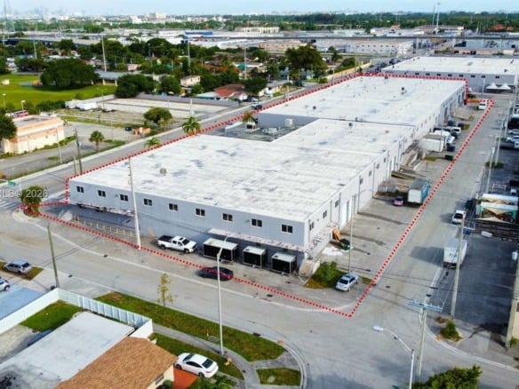 2300 W 8th Ave # 11, Hialeah FL 33010 — #A11833304