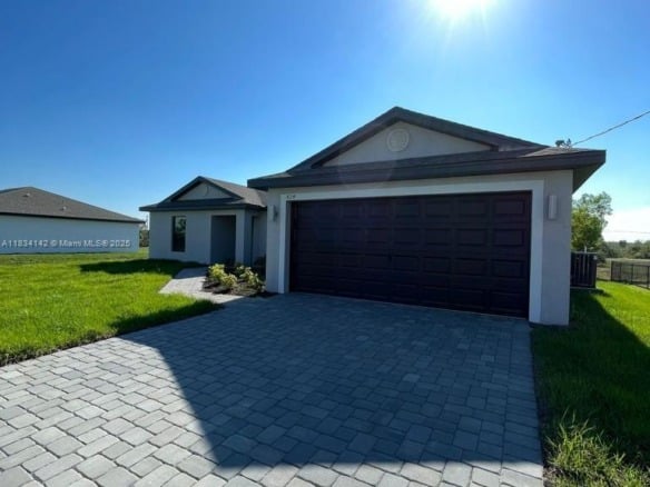 861 WINWOOD CIR, Fort Myers FL 33913 — #A11834142