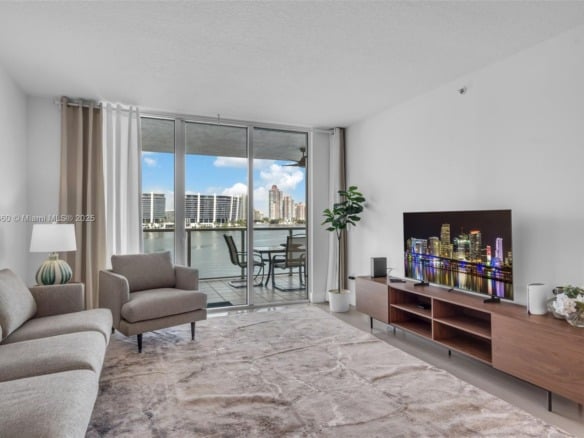 18100 N Bay Rd # 709, Sunny Isles Beach FL 33160 — #A11834660