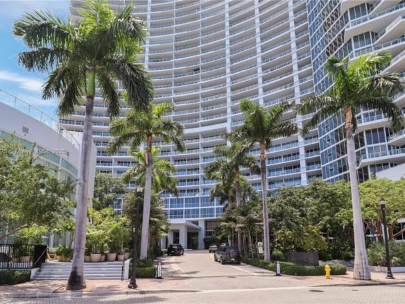 2020 N Bayshore Dr # 2801, Miami FL 33137 — #A11835225
