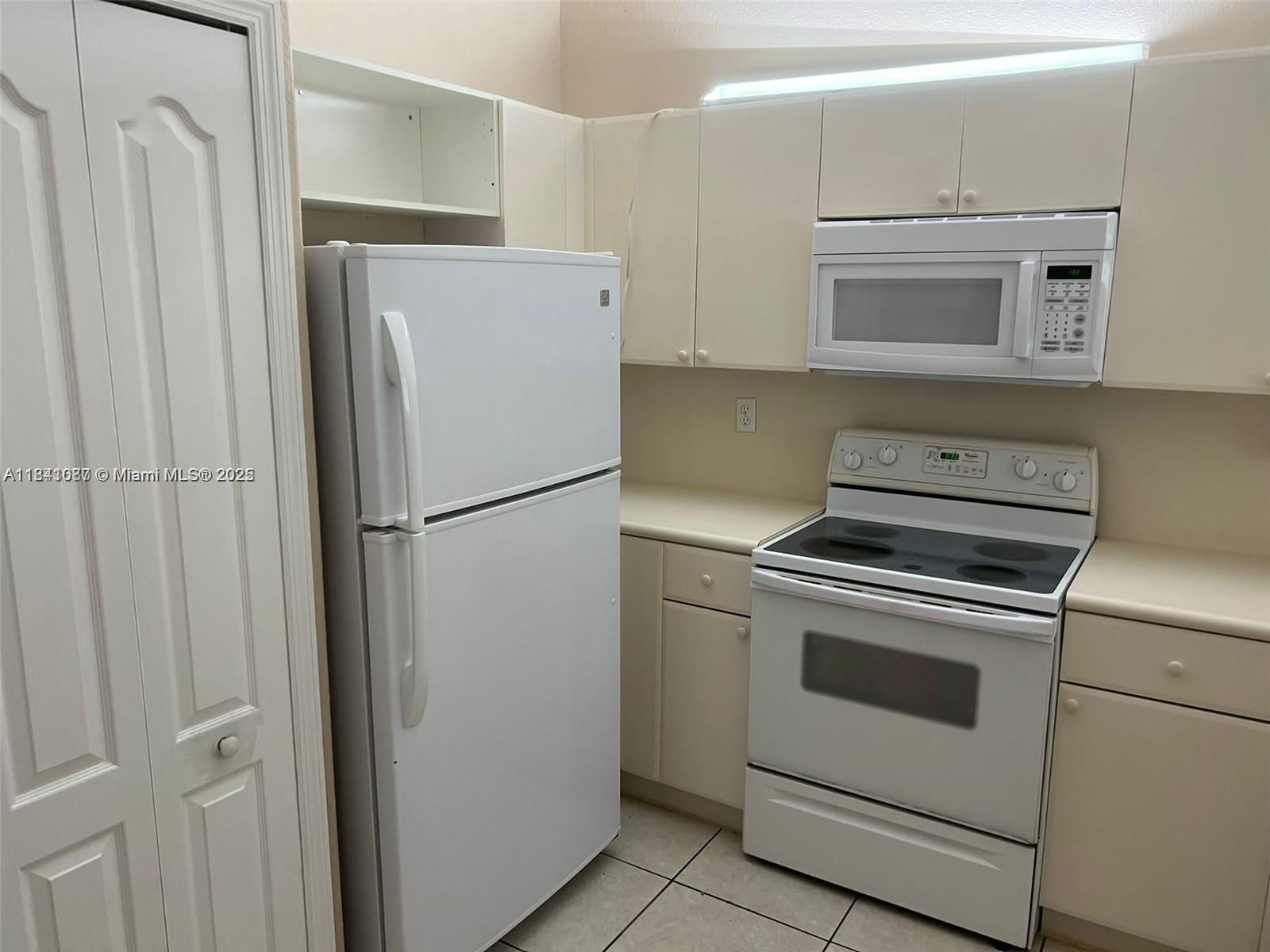1ad5be0d-623 1666 SE 27th Ct # 208, Homestead FL 33035 — #A11841087