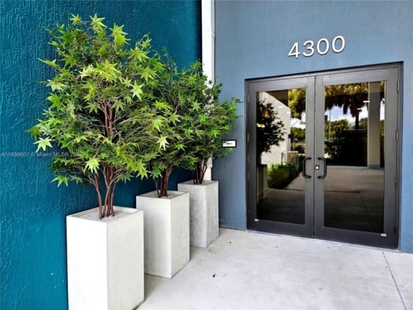 4400 Sunrise Blvd # 1, Plantation FL 33317 — #A11836601
