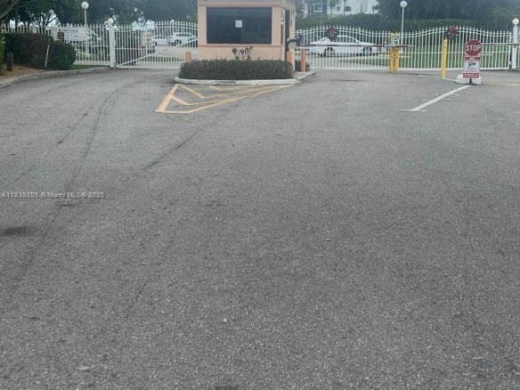 500 Executive Center Dr # 2G, West Palm Beach FL 33401 — #A11839205